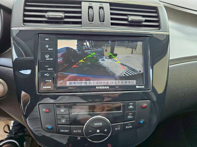 單純勤勞一手美車 大螢幕影音安卓機 胎壓偵測 盲點偵測 倒車顯影 大空間 省稅金 氣氛佳  第12張相片