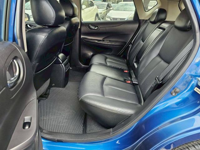 單純勤勞一手美車 大螢幕影音安卓機 胎壓偵測 盲點偵測 倒車顯影 大空間 省稅金 氣氛佳  第15張相片