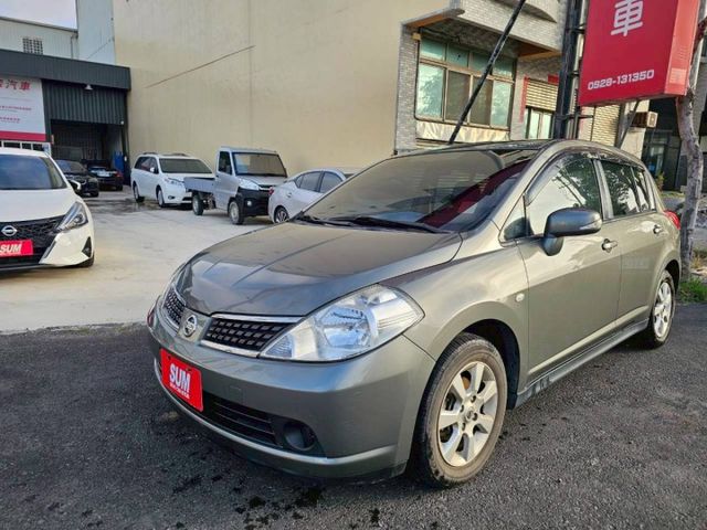 俗擱大碗的一手車庫車 來試車就知道車況超好 無抖動無漏油 冷氣超冷 有大螢幕影音安卓機 倒車顯影  第1張相片