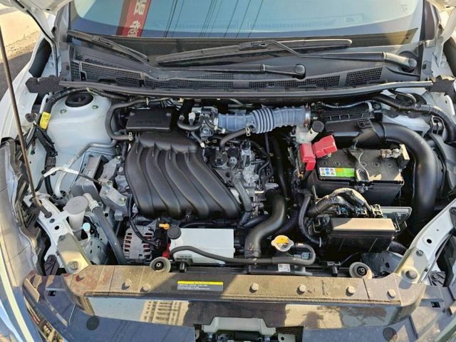 一手女用車 J版亮麗雙色內裝 氣氛佳如新車一般 免鑰匙啟動 倒車顯影 盲點偵測 好車值得您鑑賞..  第20張相片