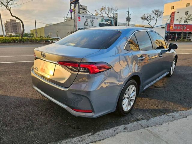 車況宛如新車 內裝氣氛佳 12代ALTIS人人愛 認證車 原鈑件 ACC自動跟車 定速 SPORT 巡跡防滑系統  第3張相片