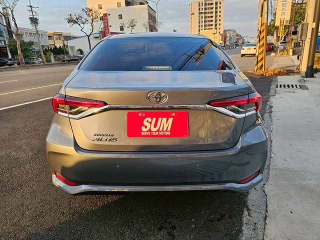 車況宛如新車 內裝氣氛佳 12代ALTIS人人愛 認證車 原鈑件 ACC自動跟車 定速 SPORT 巡跡防滑系統  第5張相片