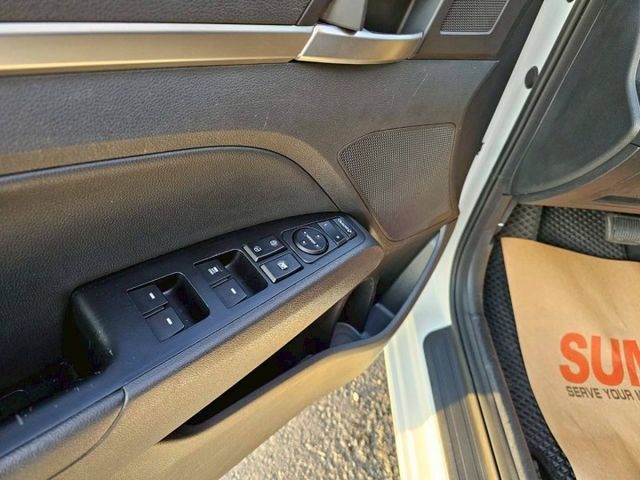 原廠保養正一手車 內外氣氛佳 無任何待修 狀態如新車一般 這麼好的車一定要介紹給您鑑賞 歡迎蒞臨...  第10張相片