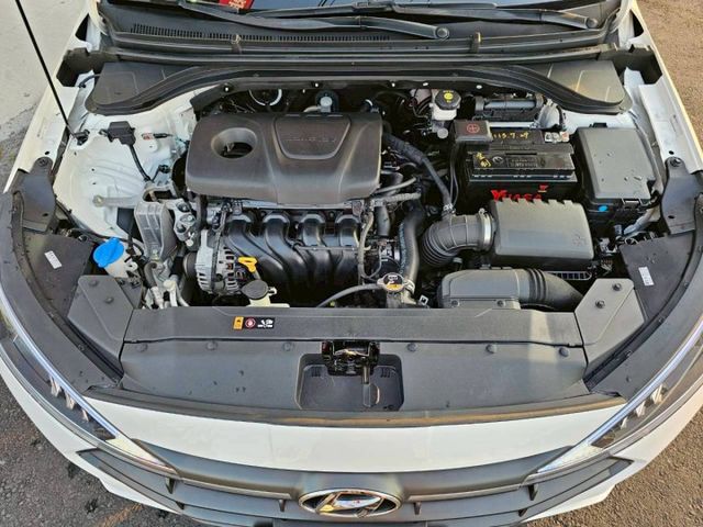 原廠保養正一手車 內外氣氛佳 無任何待修 狀態如新車一般 這麼好的車一定要介紹給您鑑賞 歡迎蒞臨...  第20張相片