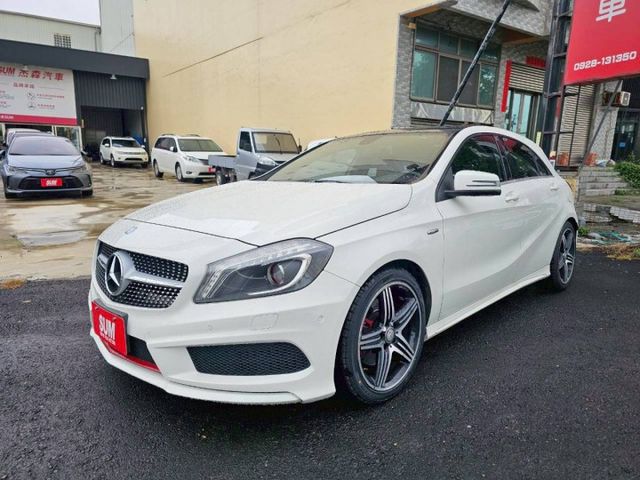 Sport版 原鈑件 全景天窗 換檔撥片 電動座椅 倒車顯影 定速限速 賽車座椅 車況非常好 一手車庫車  第1張相片