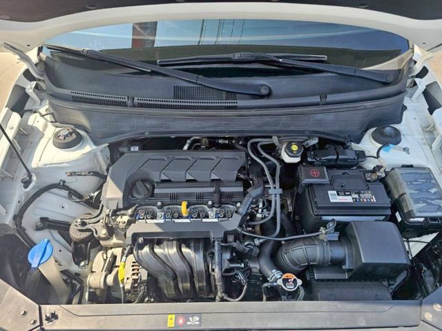 一手美車 氣氛佳車況好 主打六種駕駛模式 讓您家庭出遊 露營 都市小休旅都讓您有面子有裡子 好停車也省稅金哦!  第7張相片