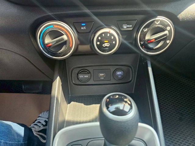 一手美車 氣氛佳車況好 主打六種駕駛模式 讓您家庭出遊 露營 都市小休旅都讓您有面子有裡子 好停車也省稅金哦!  第11張相片