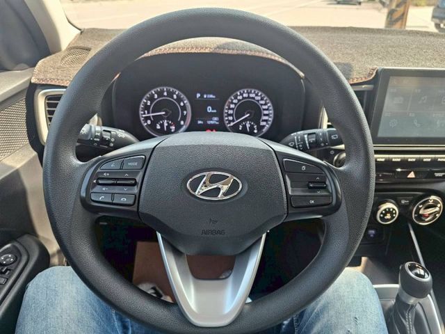 一手美車 氣氛佳車況好 主打六種駕駛模式 讓您家庭出遊 露營 都市小休旅都讓您有面子有裡子 好停車也省稅金哦!  第15張相片