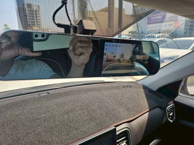 一手美車 氣氛佳車況好 主打六種駕駛模式 讓您家庭出遊 露營 都市小休旅都讓您有面子有裡子 好停車也省稅金哦!  第15張相片