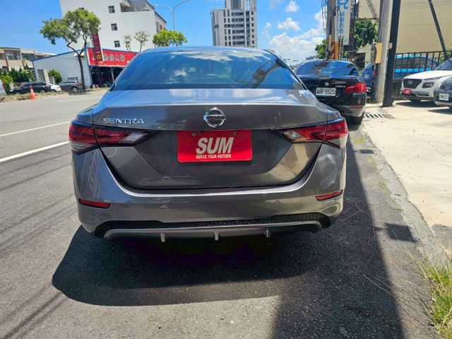 尊爵智駕版 PFCW超視距車輛警示系統 IEB/P-IEB行人防追撞緊急煞車系統 LDP預防系統 眾多NIM主動安全配備  第5張相片