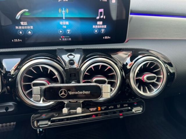 M-BENZ賓士 A250  第11張相片