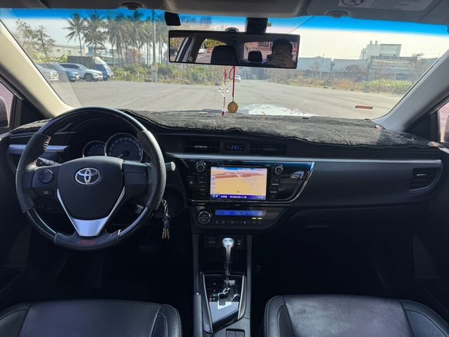 TOYOTA豐田 ALTIS  第7張相片