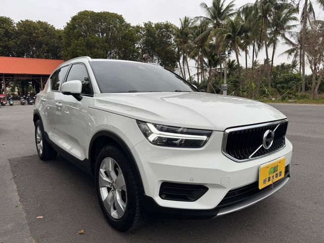 VOLVO富豪 XC40  第2張相片