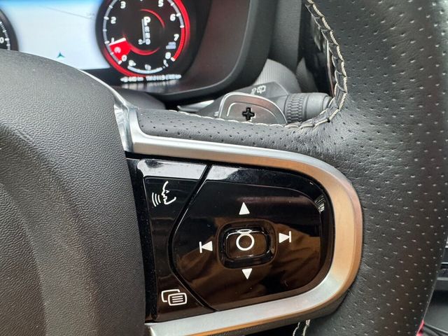 VOLVO富豪 XC60  第12張相片