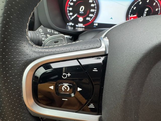 VOLVO富豪 XC60  第13張相片