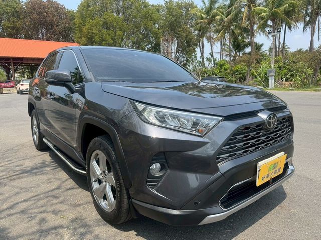TOYOTA豐田 RAV4  第2張相片