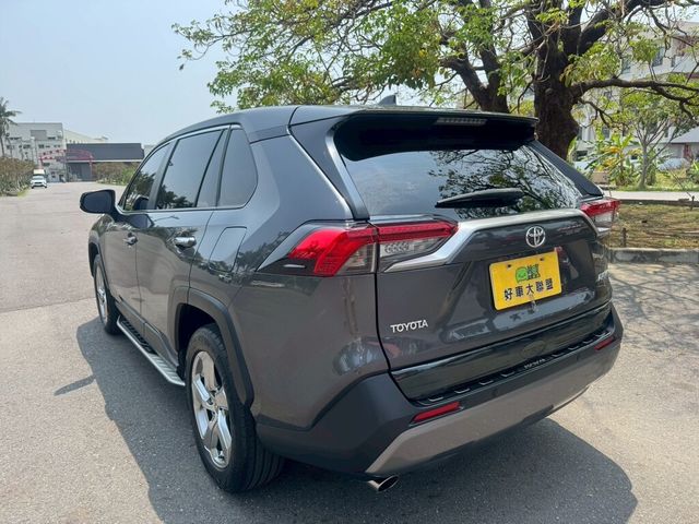 TOYOTA豐田 RAV4  第4張相片