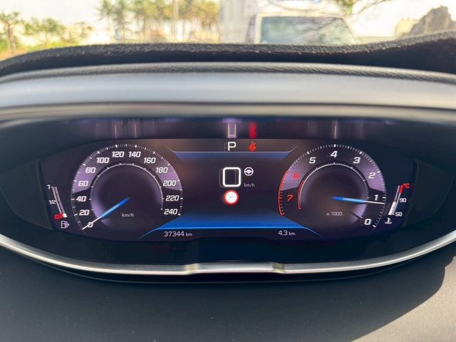 PEUGEOT寶獅 5008  第10張相片