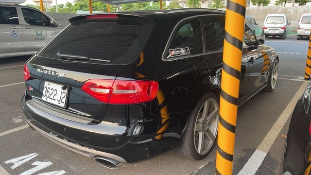 AUDI奧迪 A4 AVANT  第3張相片