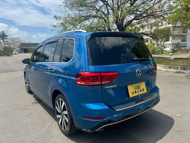 VOLKSWAGEN福斯 TOURAN  第4張相片
