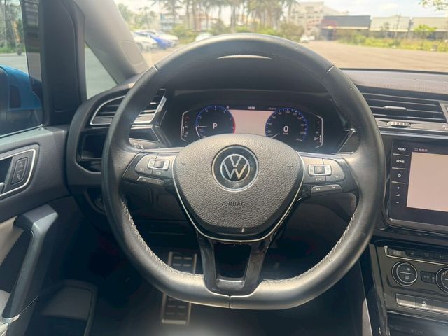 VOLKSWAGEN福斯 TOURAN  第9張相片
