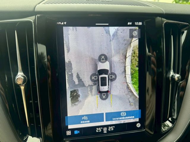 VOLVO富豪 XC60  第11張相片