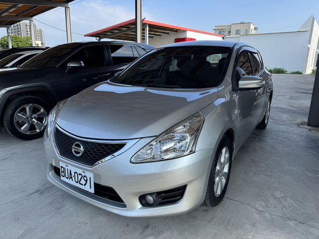 NISSAN日產 TIIDA  第2張相片