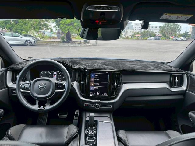VOLVO富豪 XC60  第7張相片