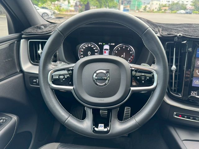 VOLVO富豪 XC60  第8張相片