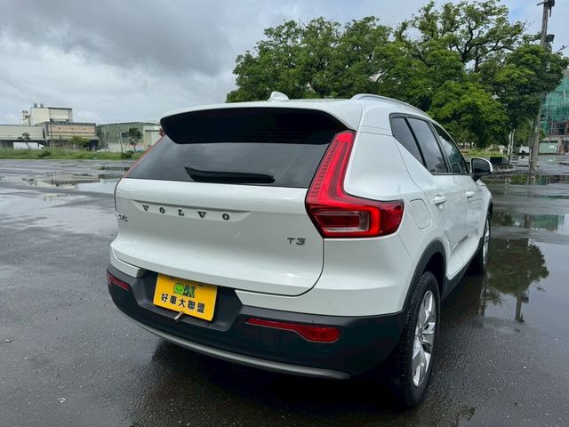 VOLVO富豪 XC40  第3張相片