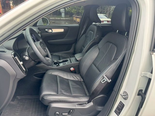 VOLVO富豪 XC40  第5張相片