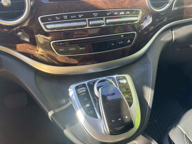 M-BENZ賓士 V250 D  第13張相片