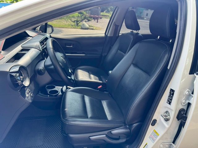 TOYOTA豐田 PRIUS C  第5張相片