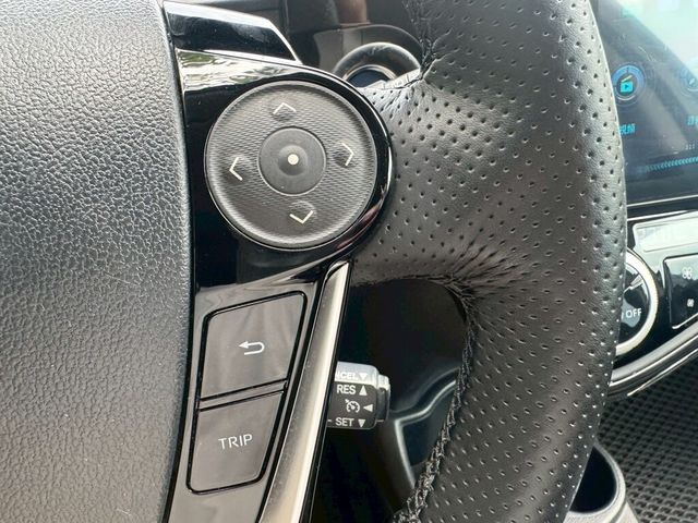 TOYOTA豐田 PRIUS C  第13張相片