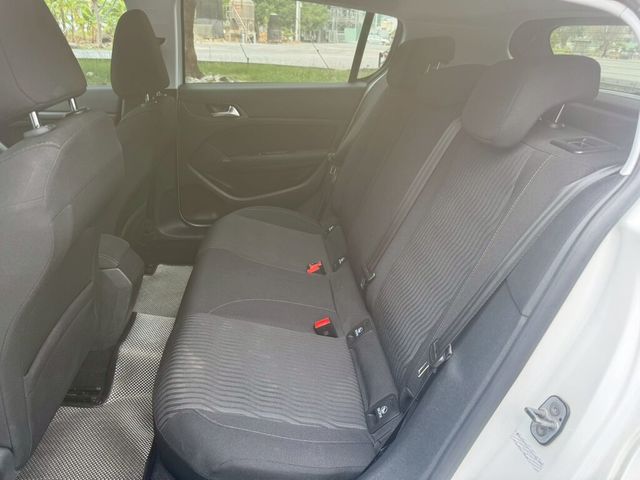PEUGEOT寶獅 308  第6張相片