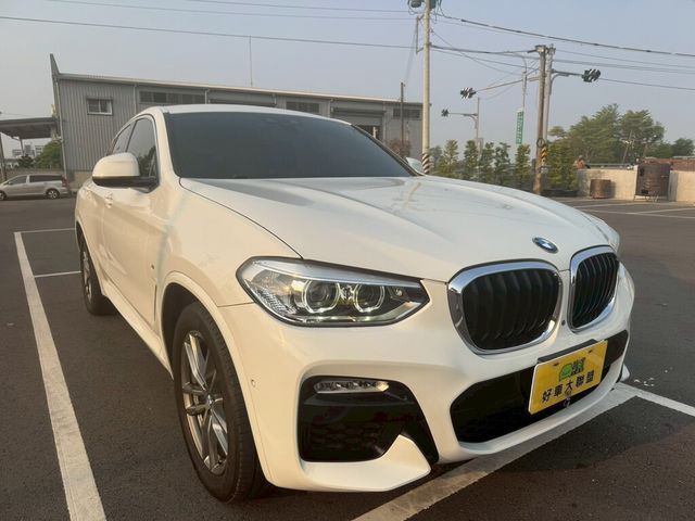 BMW寶馬 X4 XDRIVE30I  第2張相片