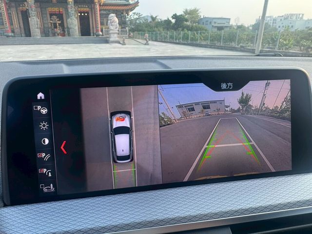 BMW寶馬 X4 XDRIVE30I  第11張相片