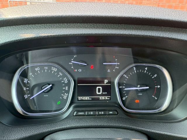 PEUGEOT寶獅 TRAVELLER  第10張相片