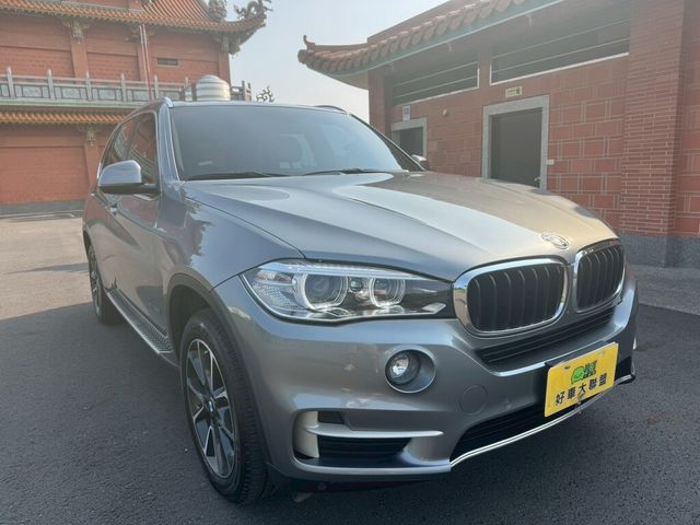 BMW寶馬 X5 XDRIVE25D  第2張相片