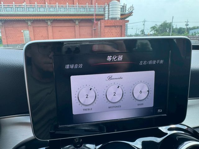 M-BENZ賓士 C300  第10張相片