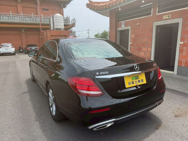 M-BENZ賓士 E200  第4張相片