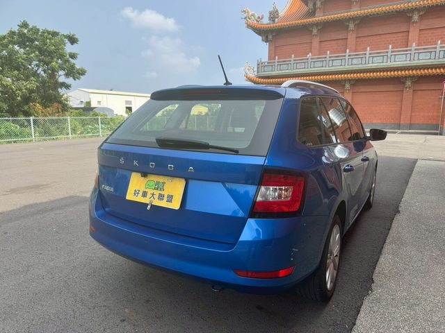 SKODA司科達 FABIA COMBI  第3張相片