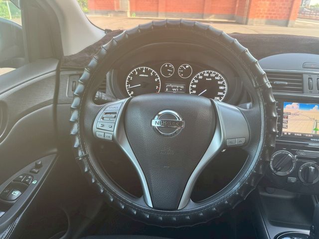 NISSAN日產 TIIDA  第8張相片