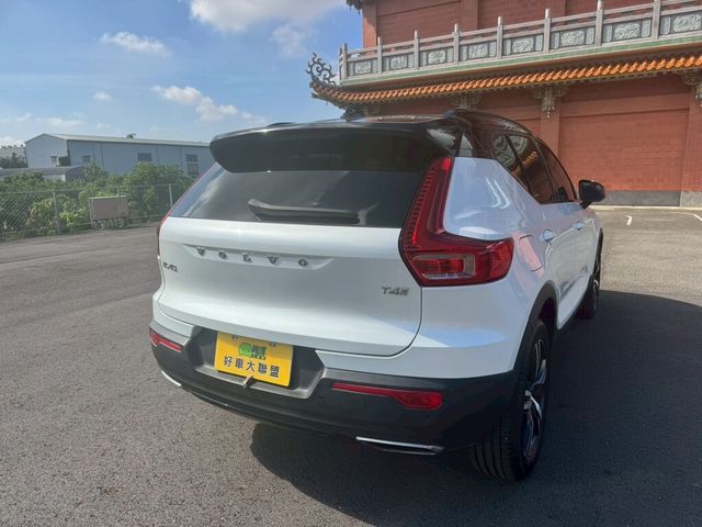 VOLVO富豪 XC40  第3張相片