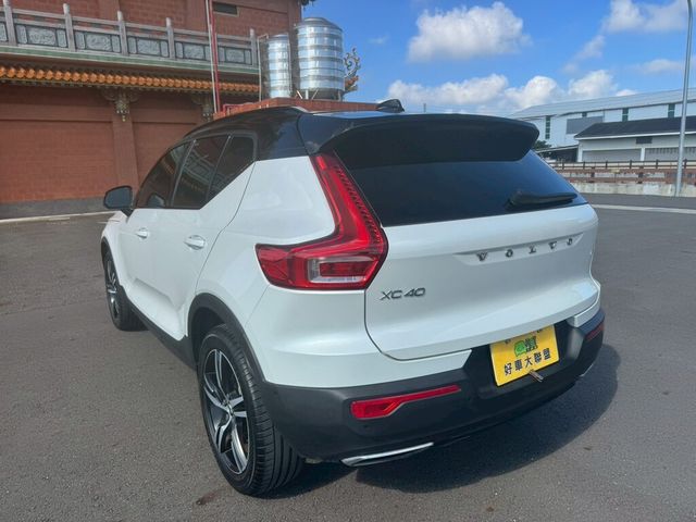 VOLVO富豪 XC40  第4張相片