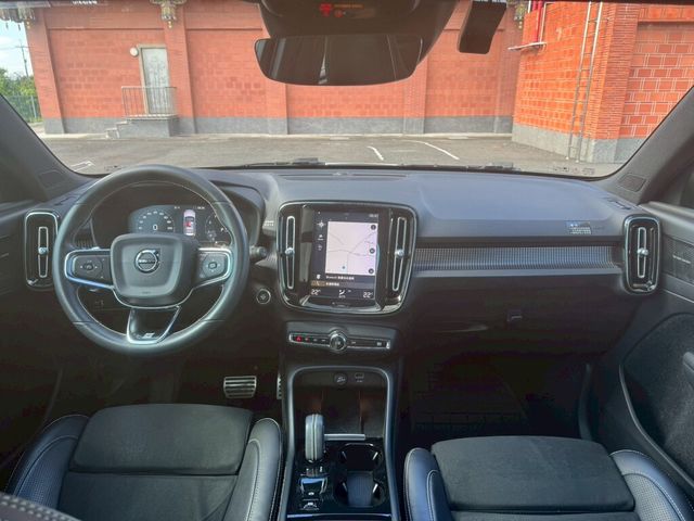 VOLVO富豪 XC40  第7張相片