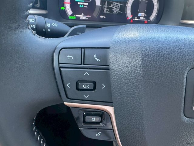 TOYOTA豐田 CROWN  第15張相片