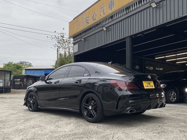 M-BENZ賓士 CLA250  第3張相片