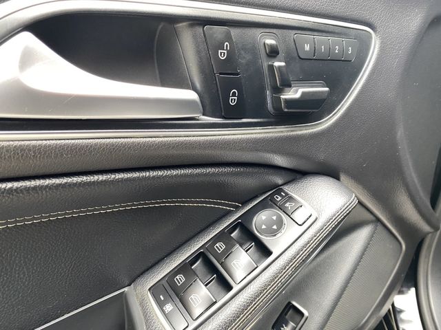 M-BENZ賓士 CLA250  第8張相片