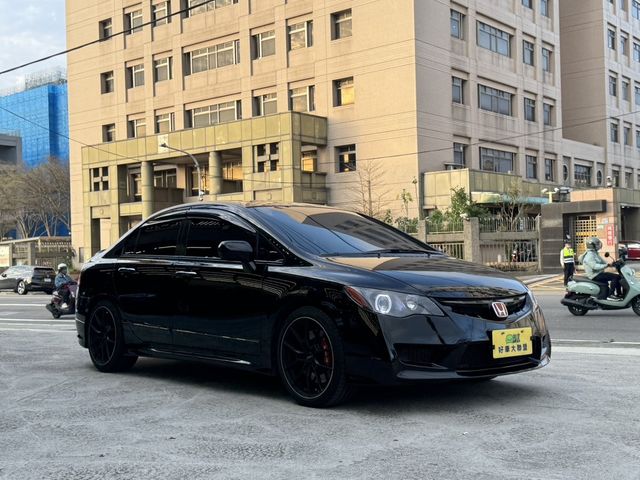 HONDA本田 CIVIC  第2張相片